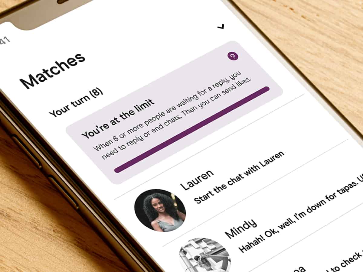 Tinder like limit reached notification showing when free users will receive more daily swipes